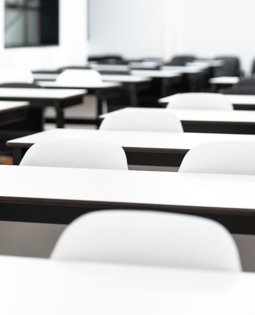 Aula de formación para preparar oposiciones de Guardia Civil en Bilbao